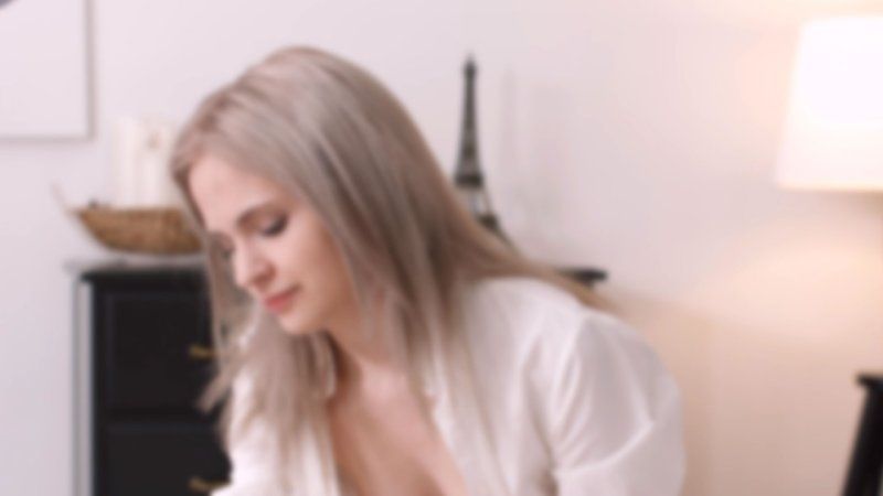 【無修正】嬌小纖細的金髮美少女，像按摩妹一樣的按摩服務與濃厚事後服務滿載，評論後贈送高畫質影片，由釣魚人拍攝