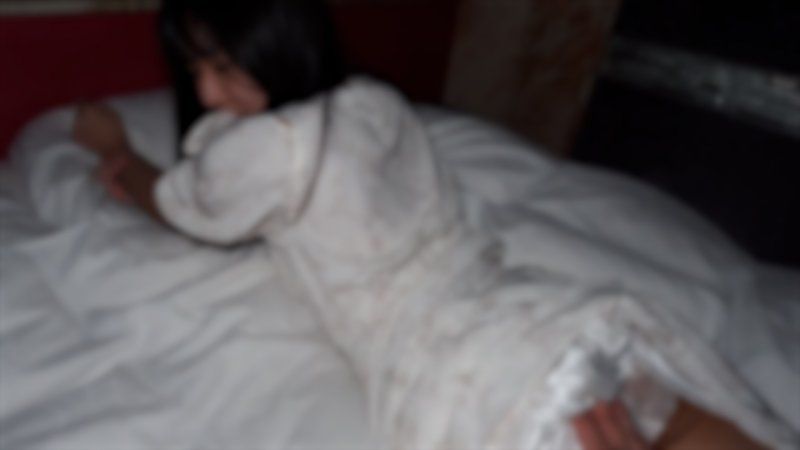{"translation":"※數量限定【露臉】目標成為護士的大屁股土氣女大生。雖然樸素但對性很積極。向敏感的小穴注入濃稠的精子